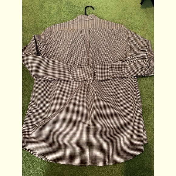 Uniqlo Checkered Buttondown Long Sleeve Collared Dress Shirt Mens Medium - Picture 1 of 4